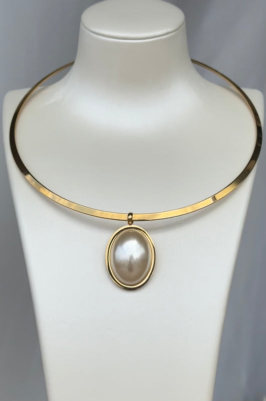Thea Pearl Glow